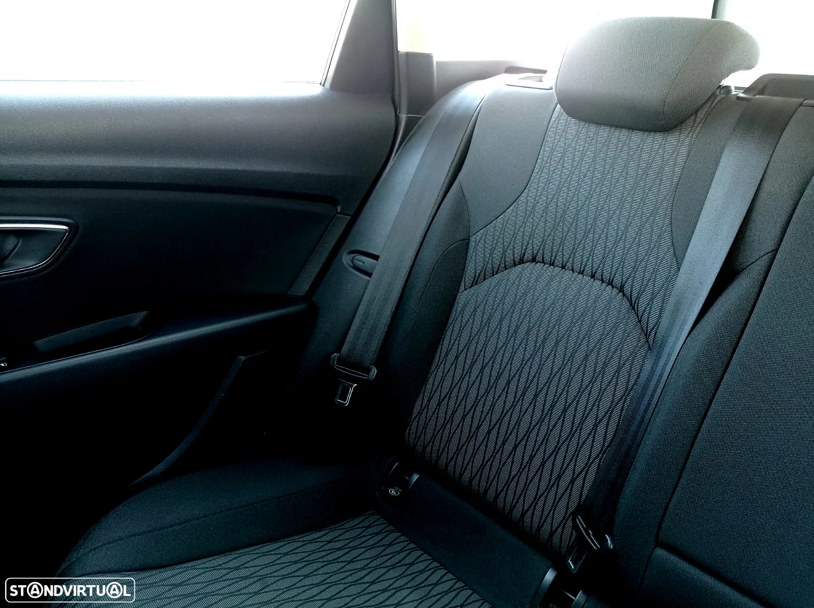 SEAT Leon ST 1.6 TDI Style Ecomotive - 14