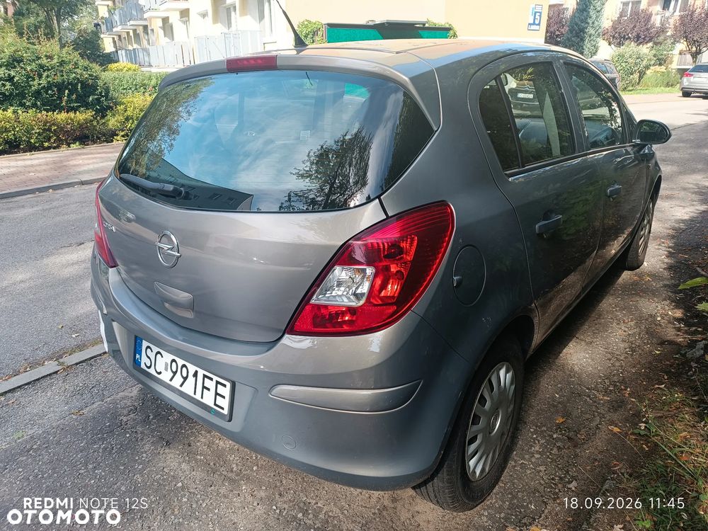 Opel Corsa 1.2 16V Edition / Active - 8