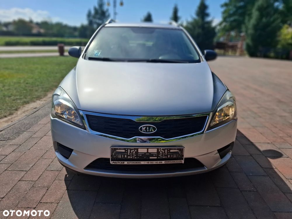 Kia Ceed 1.6 CRDi 90 ISG Spirit - 2