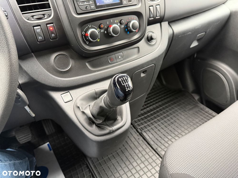 Renault Trafic ENERGY Combi Life - 24