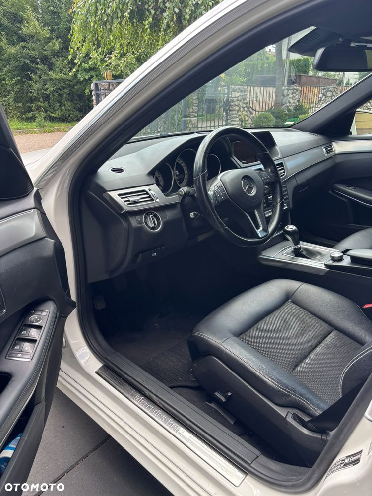 Mercedes-Benz Klasa E 250 CDI Classic - 16