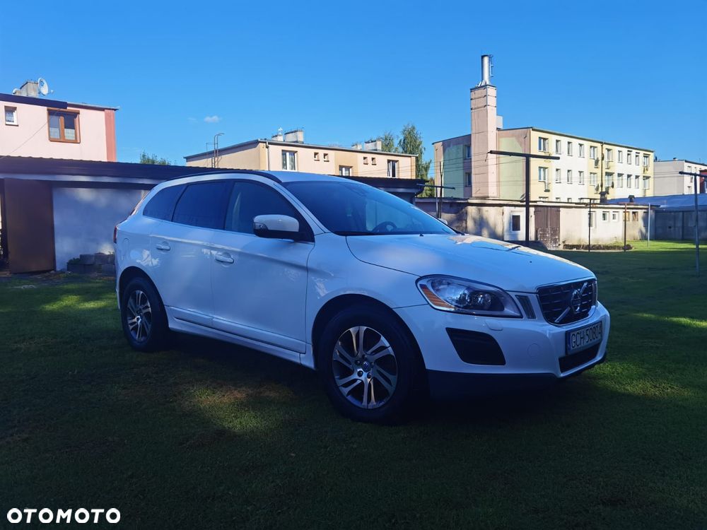 Volvo XC 60 2.4D AWD Kinetic - 1