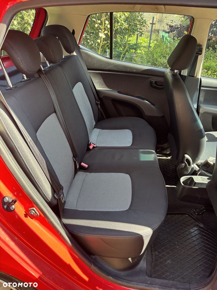 Hyundai i10 1.1 Comfort - 11