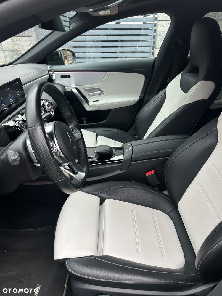 Mercedes-Benz CLA 200 d Shooting Brake 8G-DCT AMG Line Advanced Plus - 14