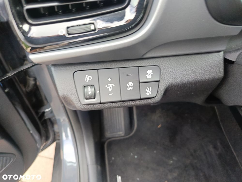 Kia Stonic - 28