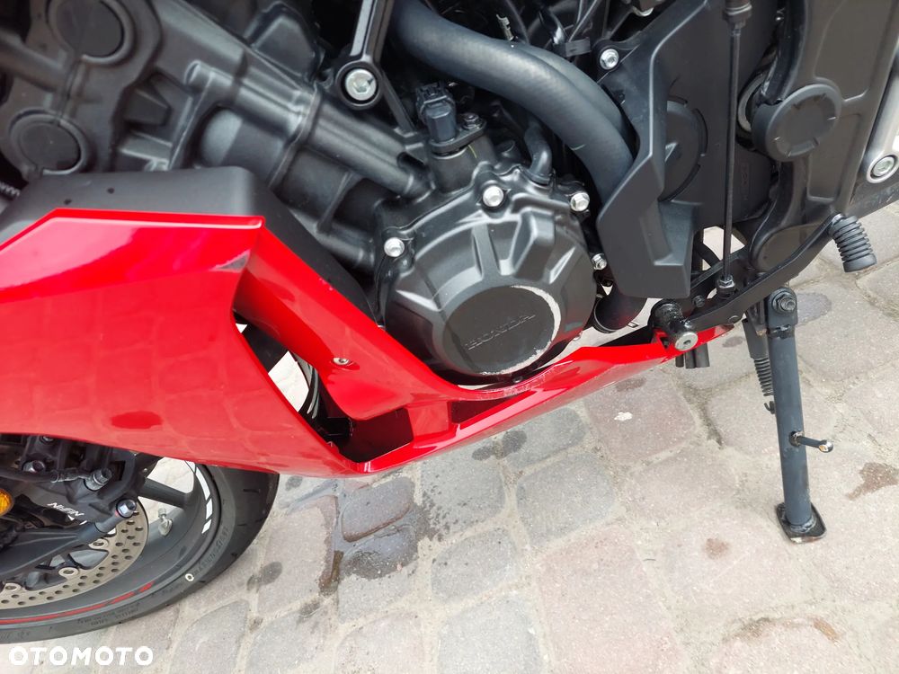 Honda CBR - 13