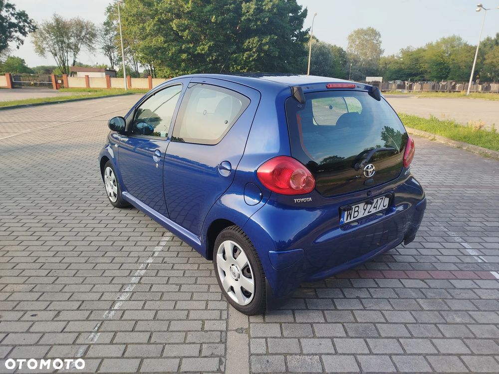 Toyota Aygo - 4