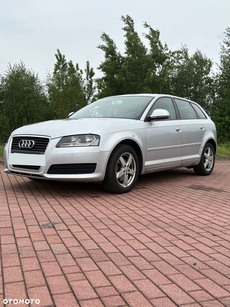 Audi A3 Sportback 1.4 TFSI Ambiente - 2
