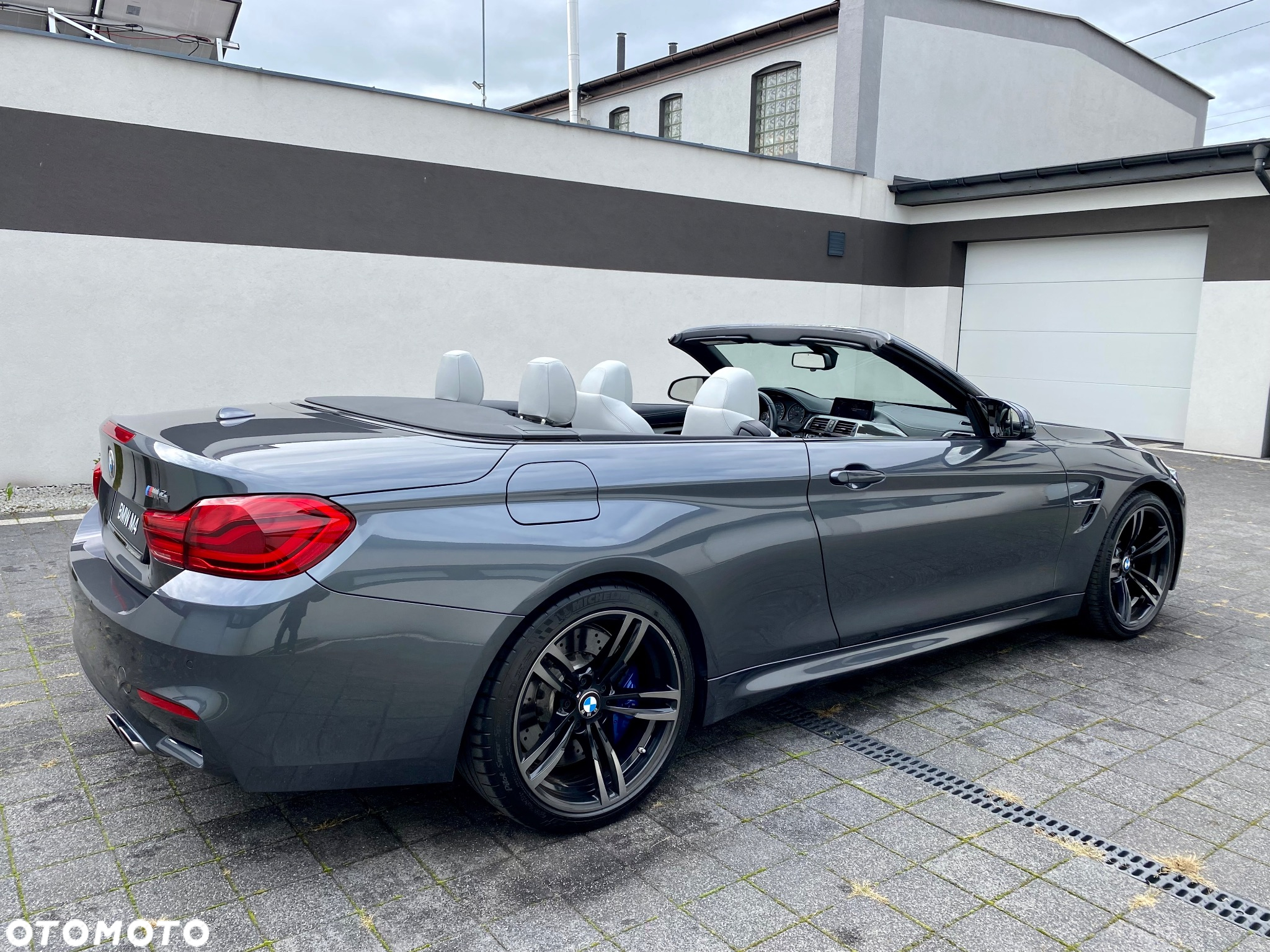 BMW M4 Cabrio DKG - 8
