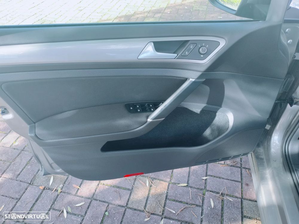 VW e-Golf Standard - 13