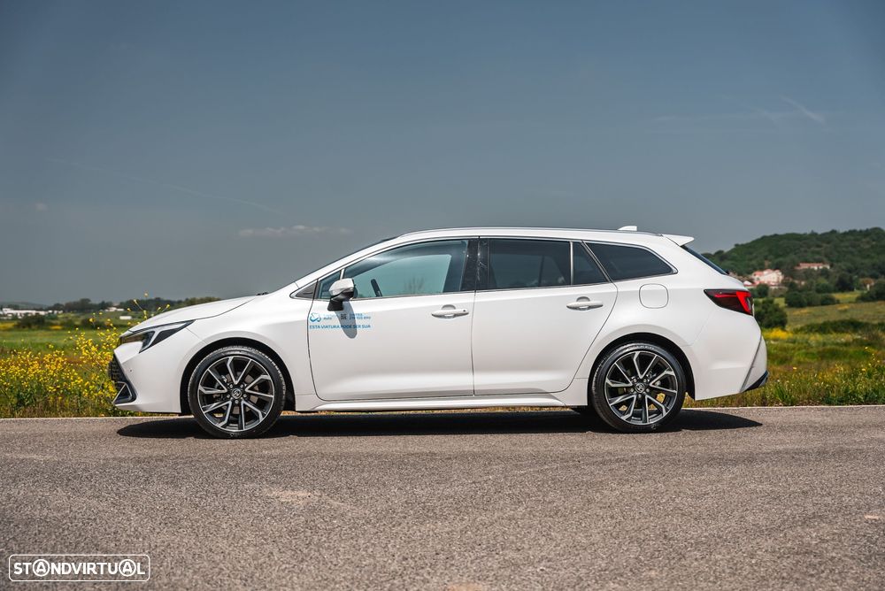 Toyota Corolla Touring Sports - 3