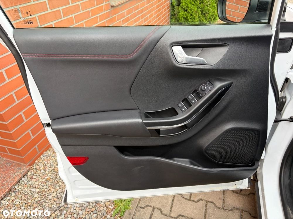 Ford Puma 1.0 EcoBoost Hybrid ST-LINE - 25