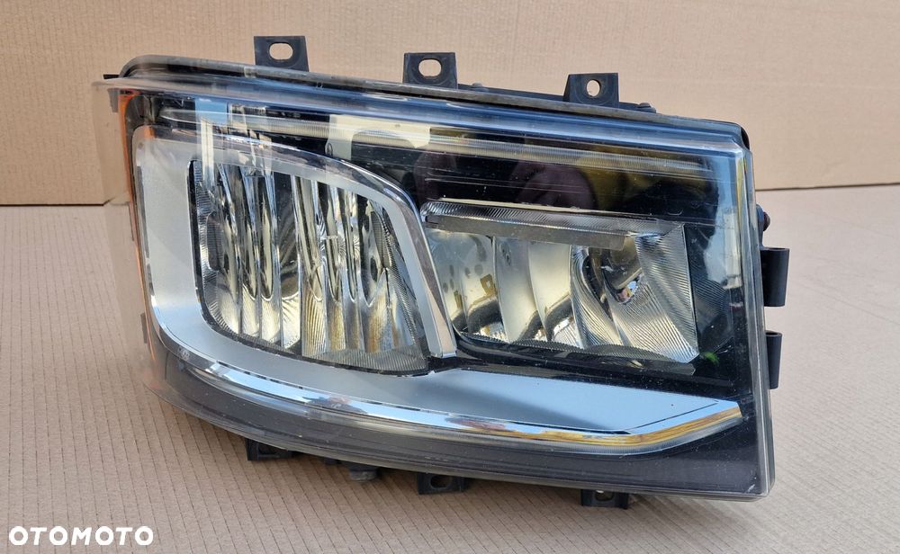 reflektor lampa full led prawy scania r s - 9