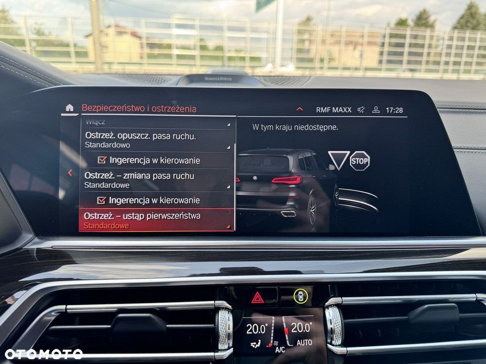 BMW X5 xDrive40i sport - 37