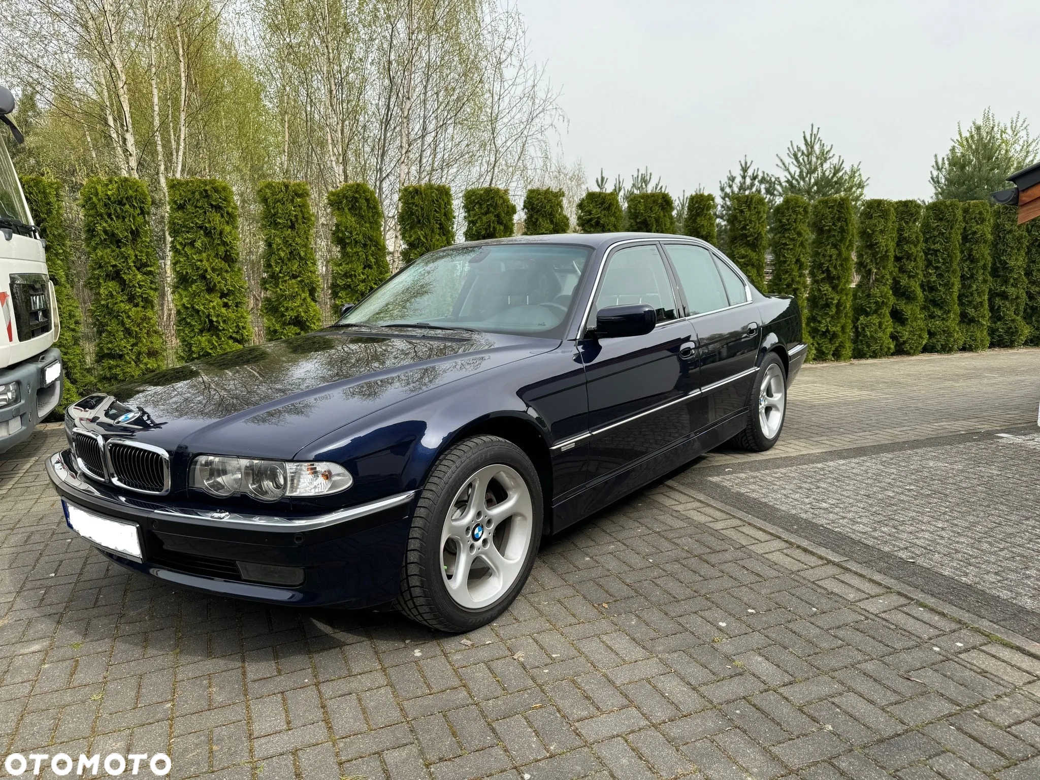 BMW Seria 7 750i - 14