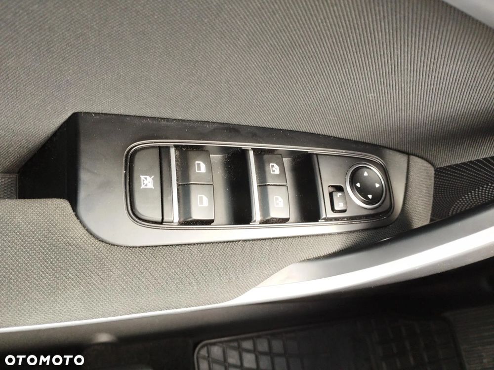 Kia Ceed 1.5 T-GDI M - 28