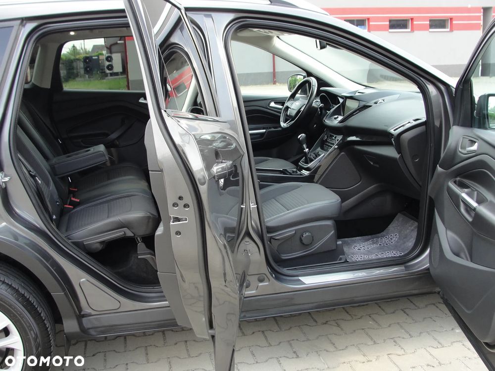 Ford Kuga 2.0 TDCi 2x4 ST-Line - 16