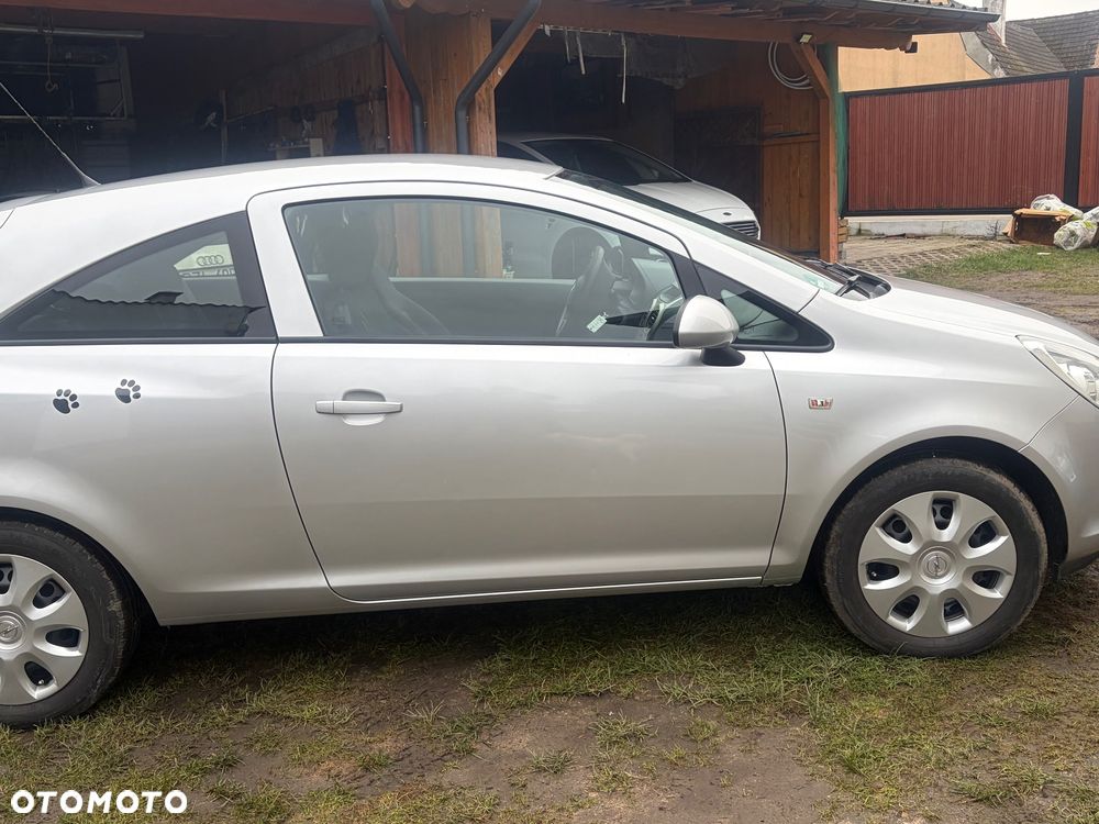Opel Corsa 1.2 16V - 4
