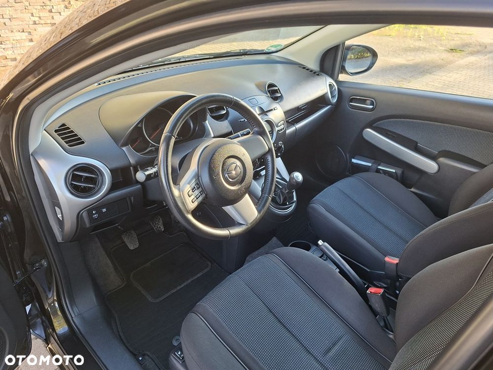 Mazda 2 1.3 Exclusive - 34