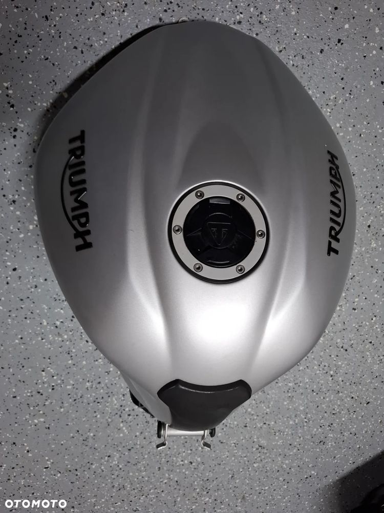 Triumph Street Triple 765 zbiornik bak - 4