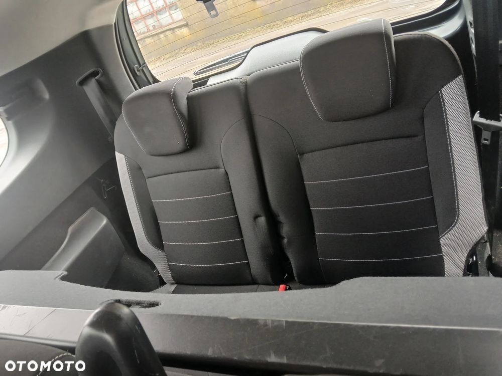 Dacia Lodgy TCe 115 Laureate - 7