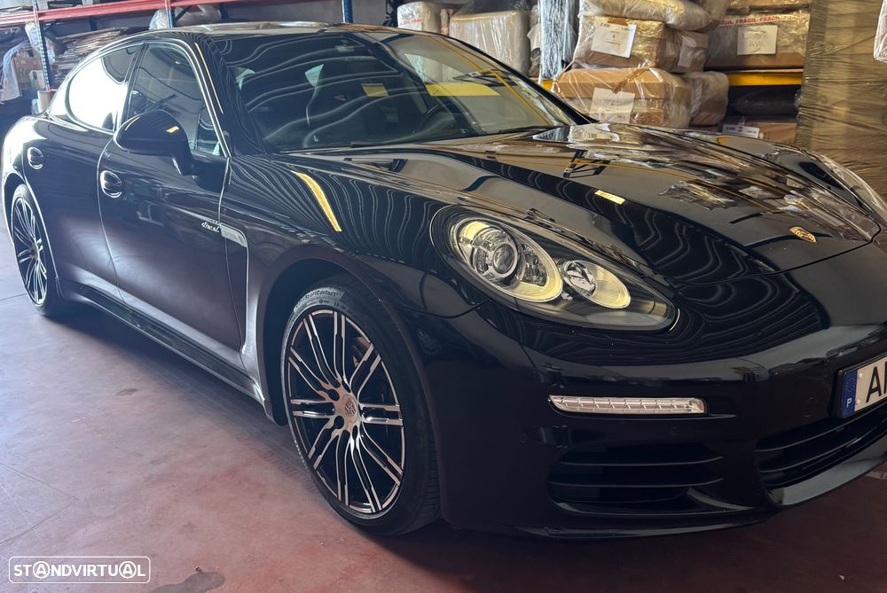 Porsche Panamera 3.0 V6 - 3