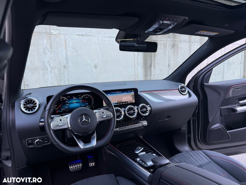 Mercedes-Benz GLA - 5
