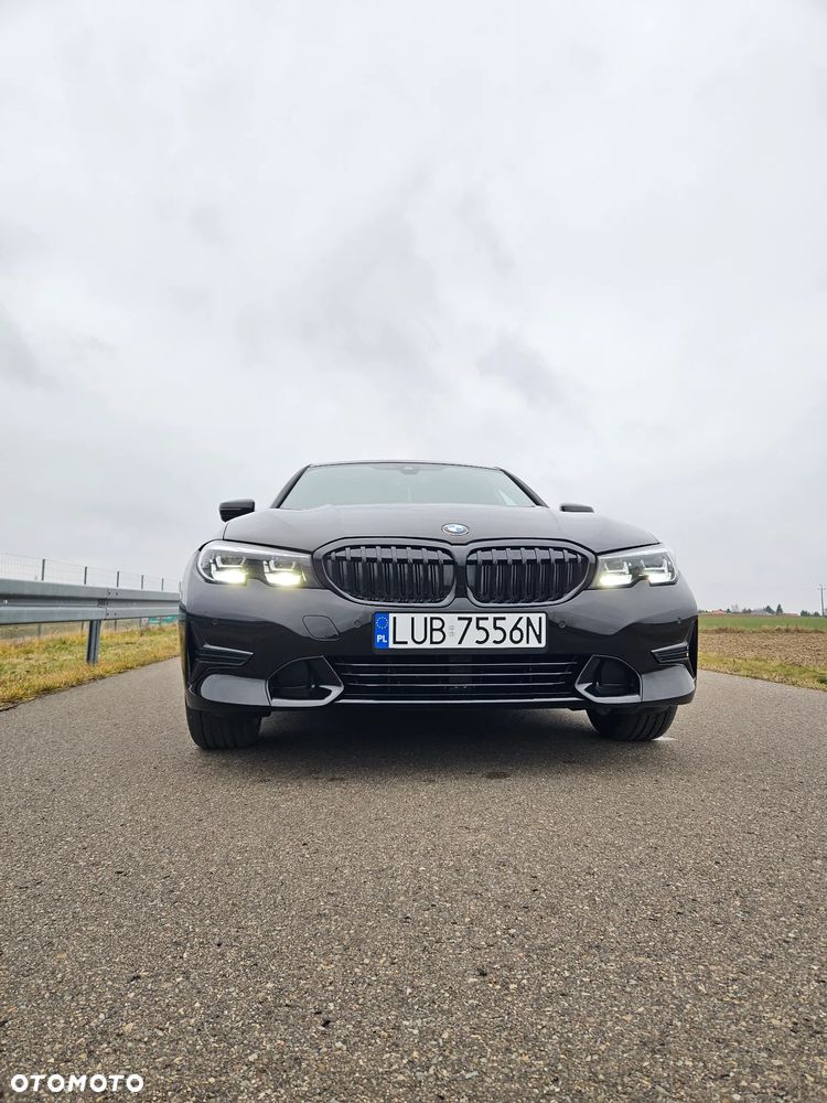 BMW Seria 3 330i Luxury Line sport - 5
