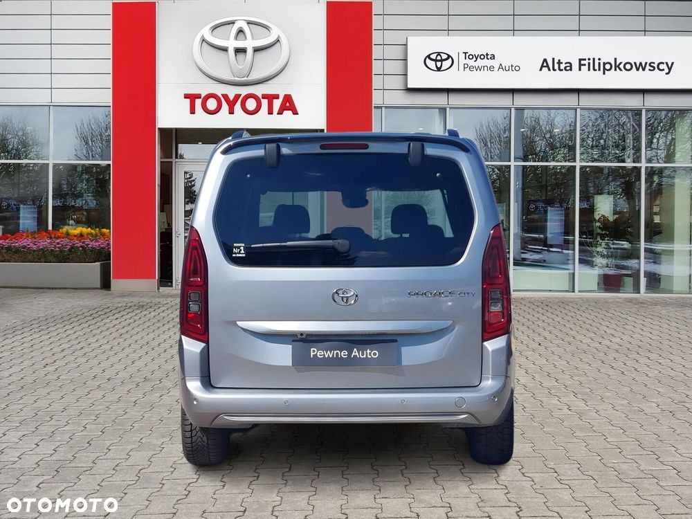 Toyota Proace City Verso 1.5 D-4D Family - 4