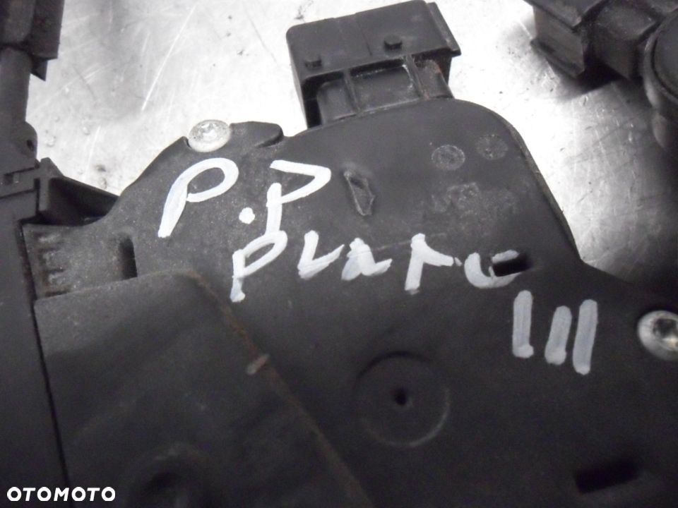 Fiat Grande Punto HB 3D 05-09 1.2 ZAMEK DRZWI PRZÓD PRAWY 55702904 - 3