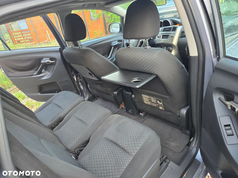 Toyota Verso 1.8 Sol - 24