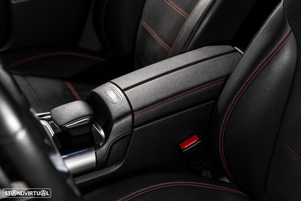 Mercedes-Benz EQB 350 4Matic AMG Line - 24