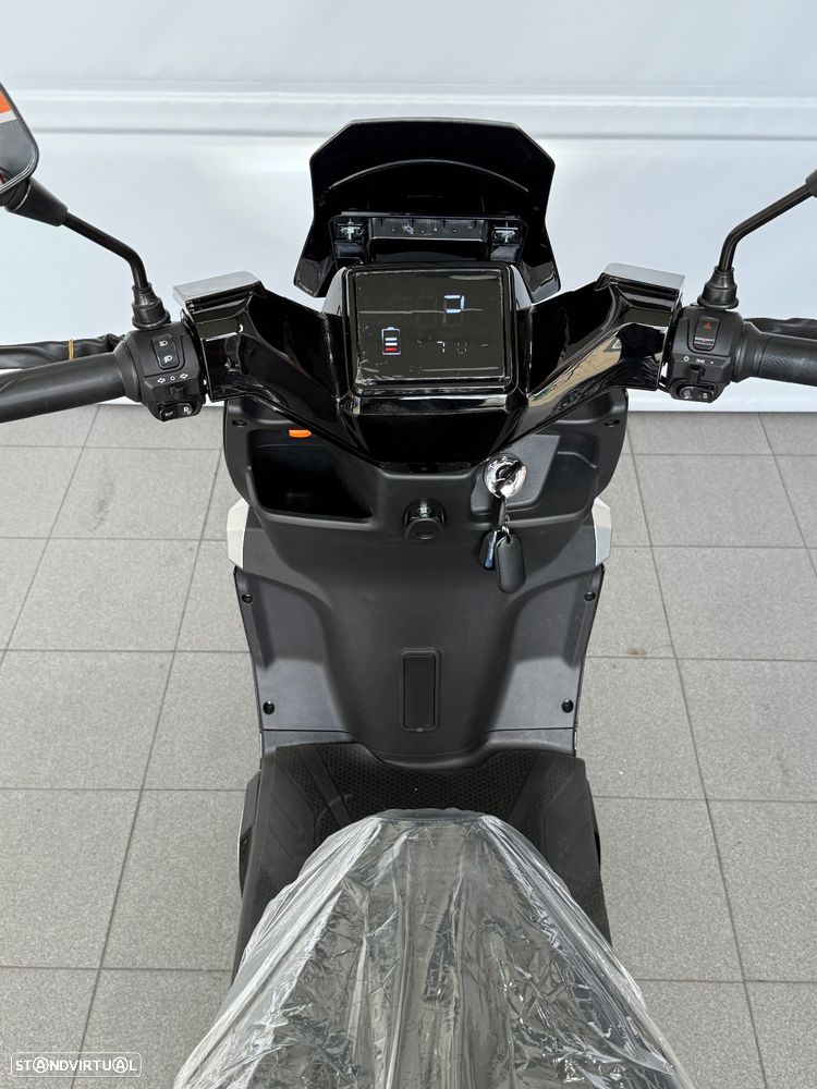 Outra não listada Outra - 5