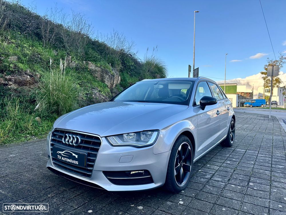 Audi A3 Sportback 2.0 TDI Attraction - 1