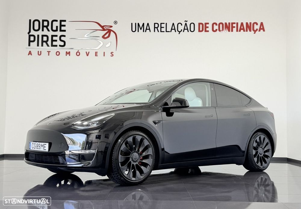 Tesla Model Y Performance Dual Motor AWD - 10