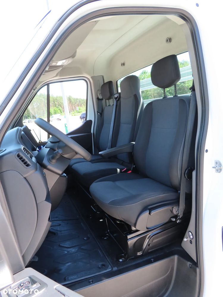Renault Master 2.3 dCi 145 KM Skrzynia 4118 mm 8 Euro Palet WZMACNIANY 1219 Kg Ładowność HAK 2500 Kg Stan Jak NOWY POLECAM - 30