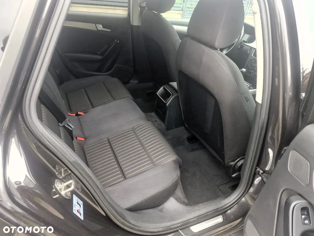 Audi A4 Avant - 27