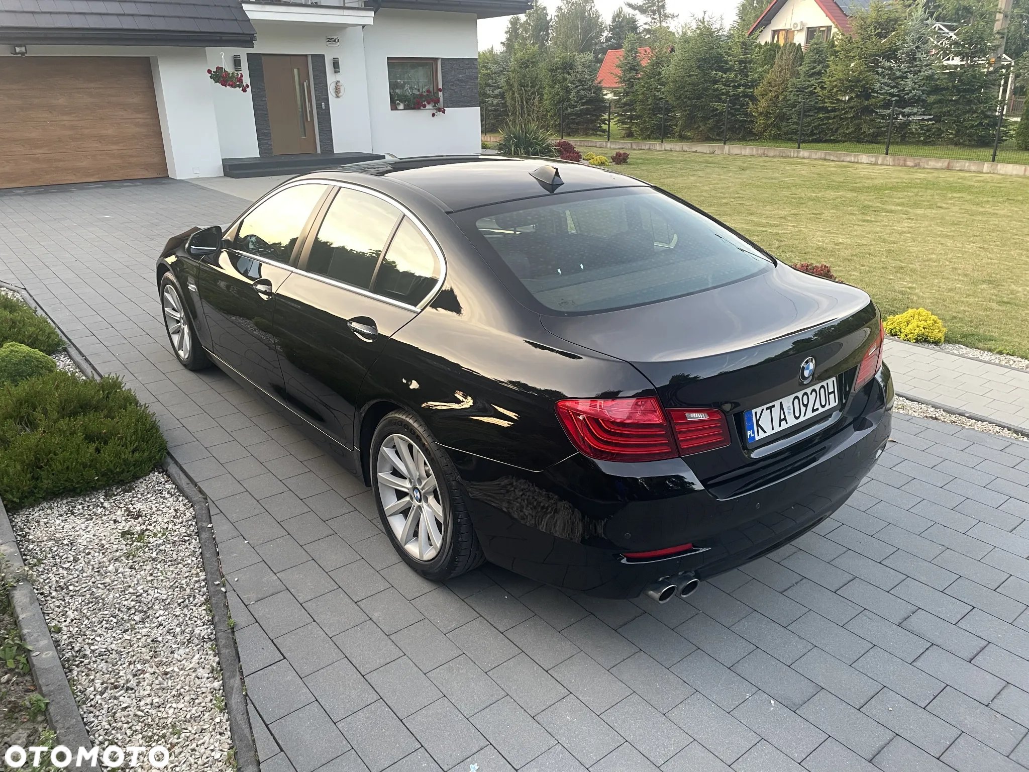 BMW Seria 5 520d - 8