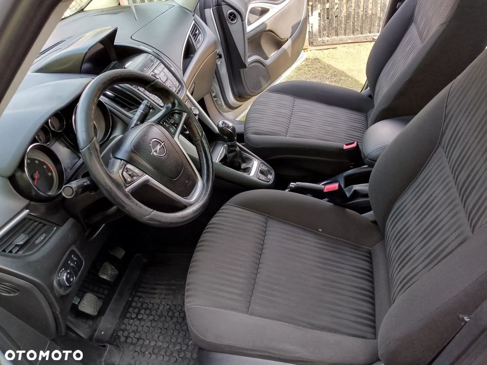 Opel Zafira - 5