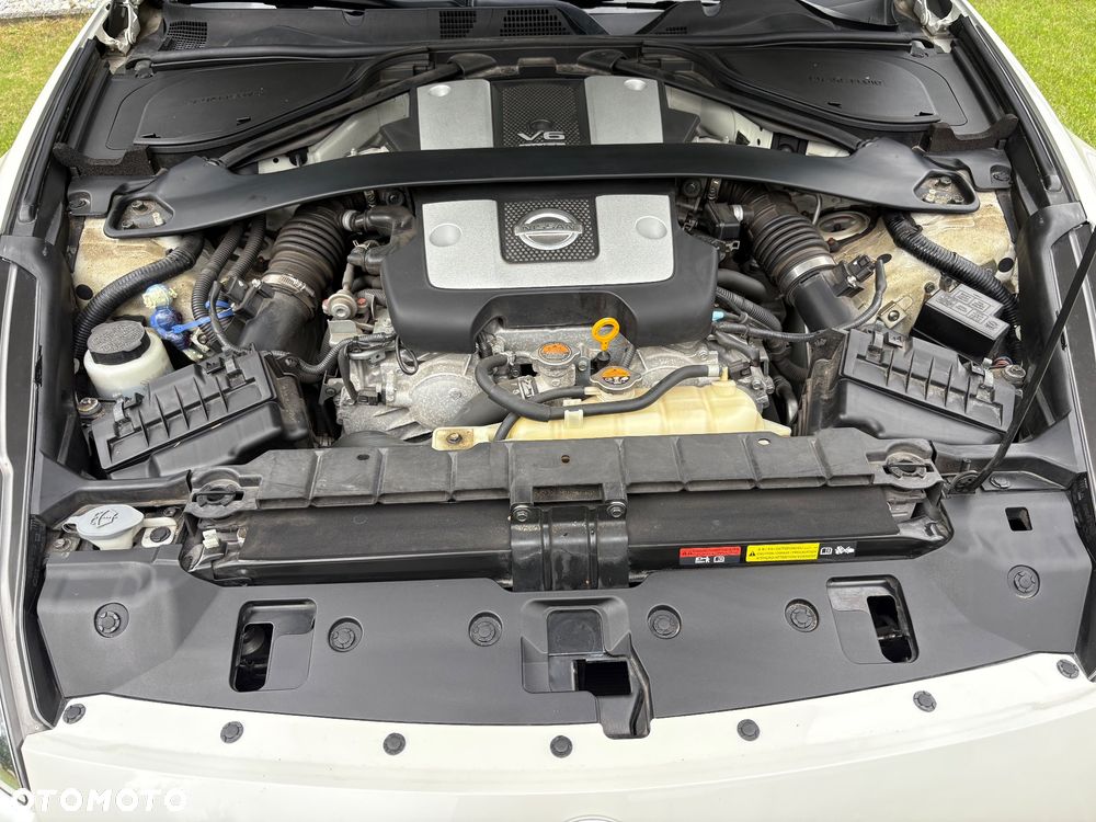Nissan 370 Z 3.7 V6 Premium - 17