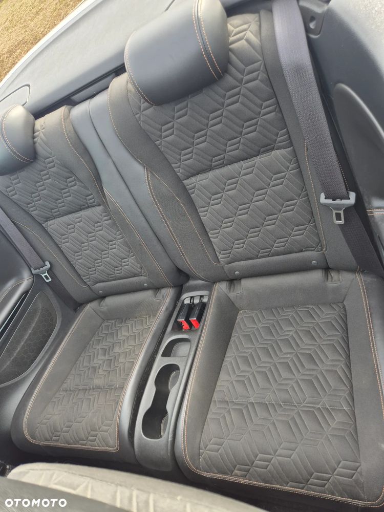 Opel Cascada 2.0 CDTI ecoFLEX Start/Stop Edition - 11