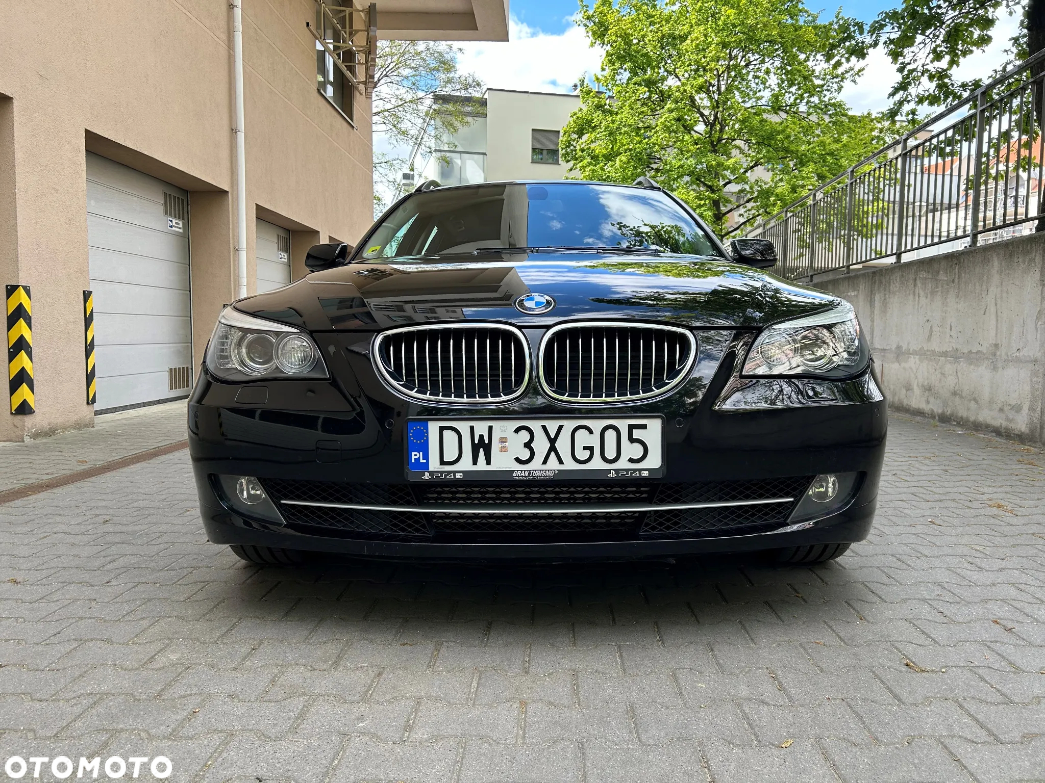 BMW Seria 5 525d Touring - 9