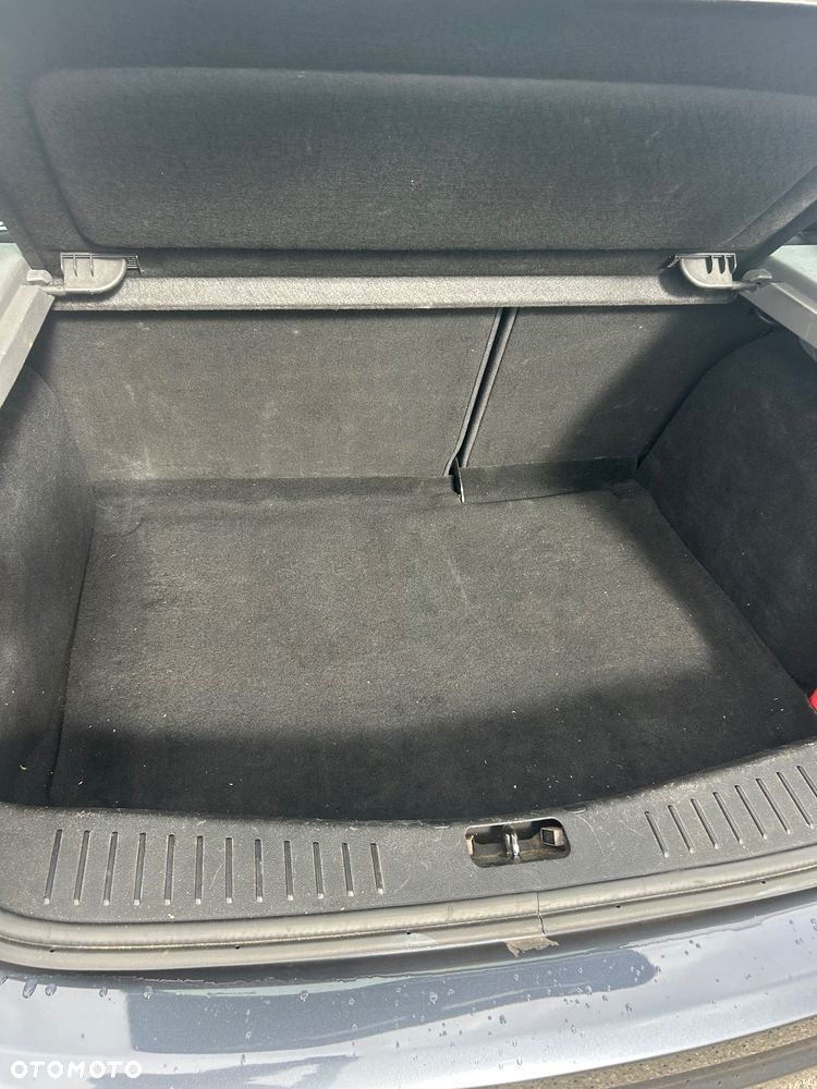 Ford Focus 1.6 Amber X - 12