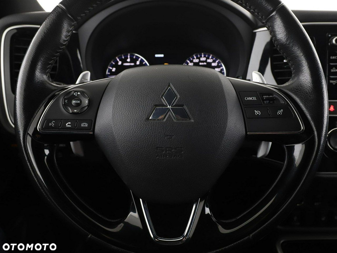 Mitsubishi Outlander 2.0 4WD CVT Active+ - 21