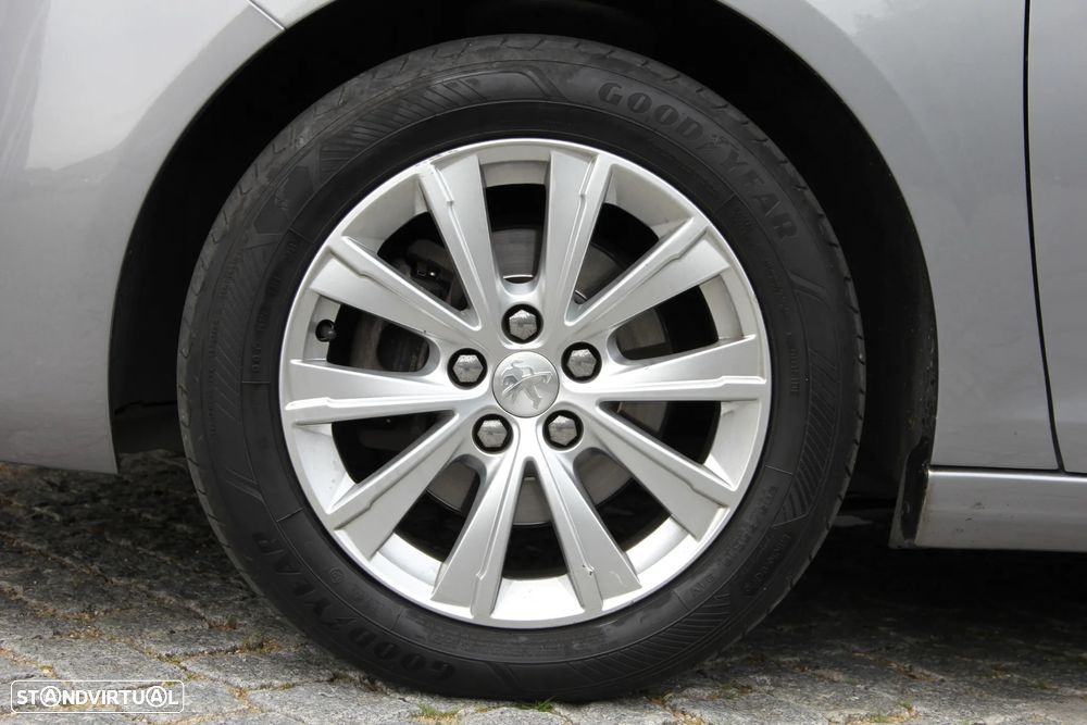 Peugeot 308 SW 1.5 BlueHDi Style EAT8 - 23