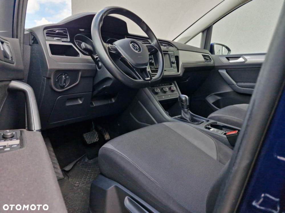 Volkswagen Touran 1.5 TSI EVO Active DSG - 8