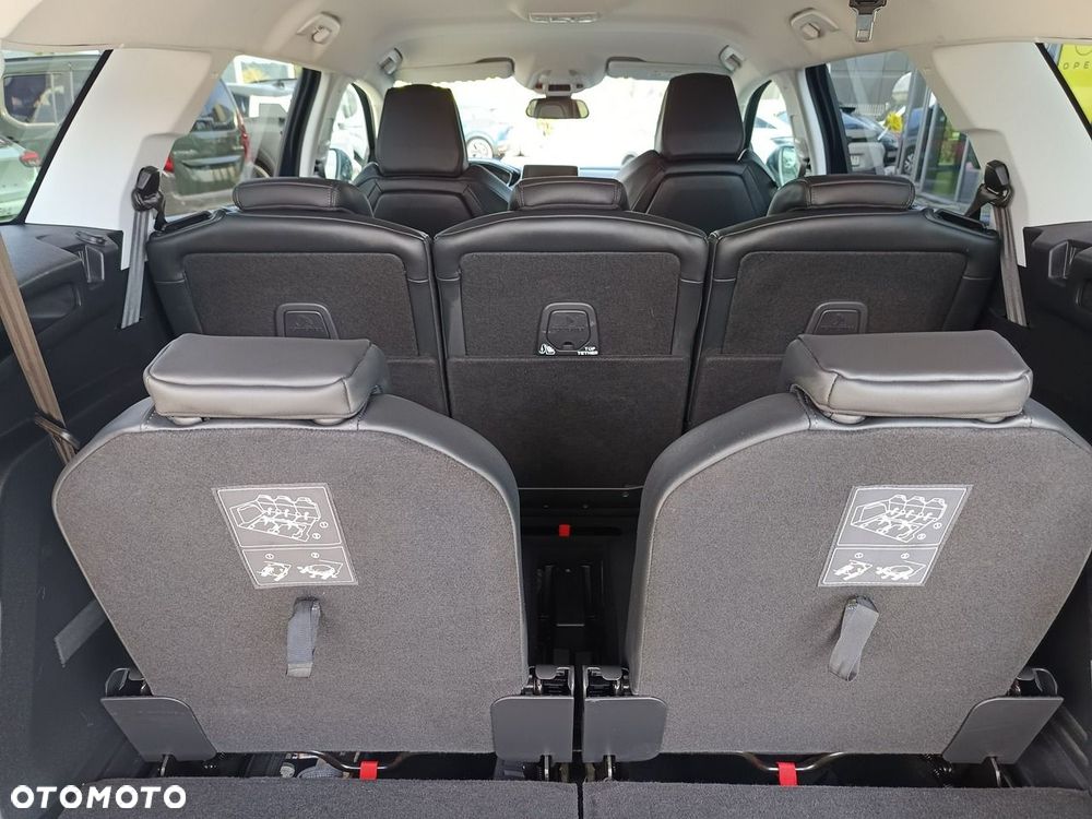 Peugeot 5008 - 16