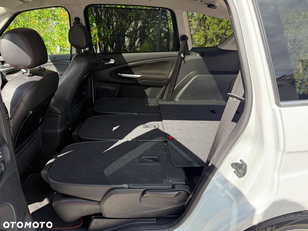 Ford S-Max 2.0 TDCi DPF Titanium - 15