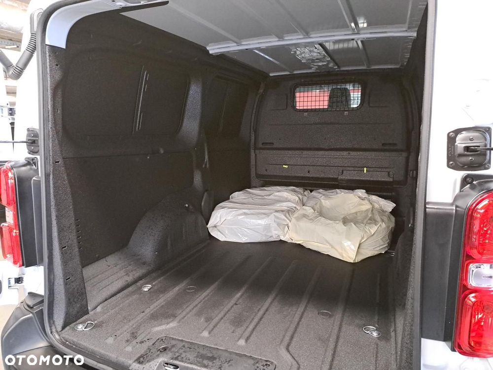 Toyota PROACE - 10