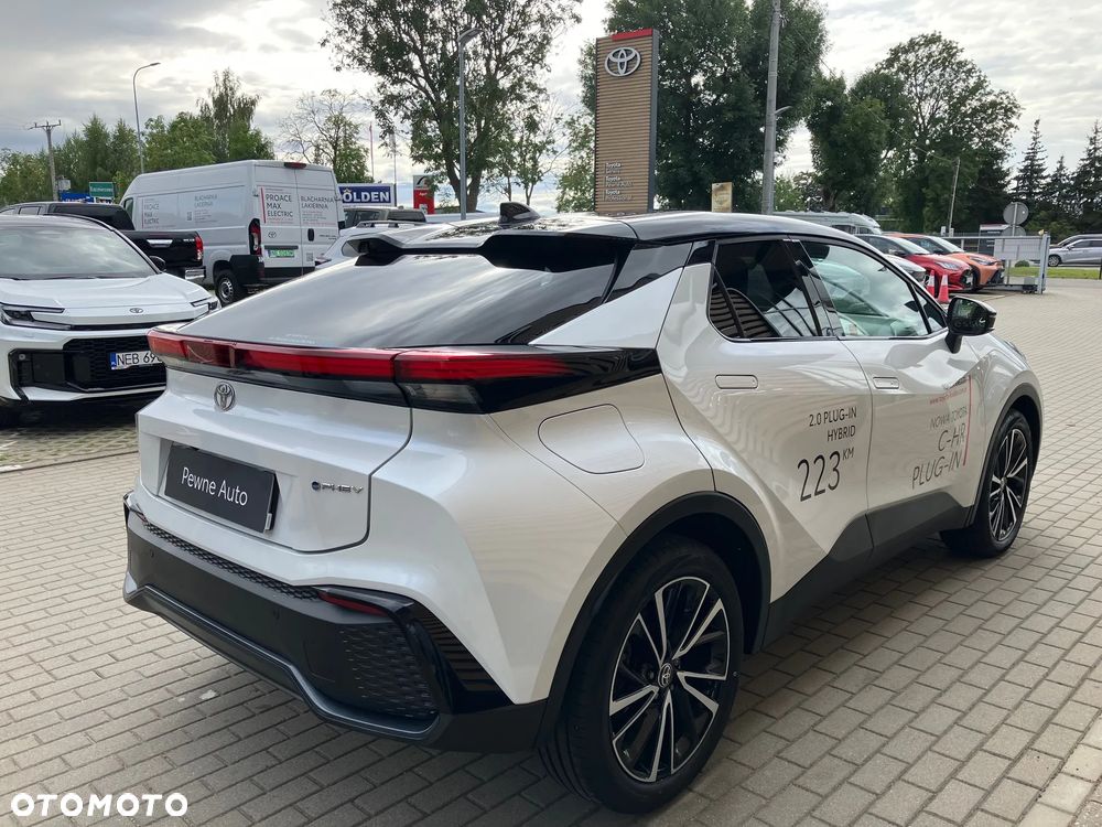Toyota C-HR 2.0 PHEV Dynamic Force Executive - 12